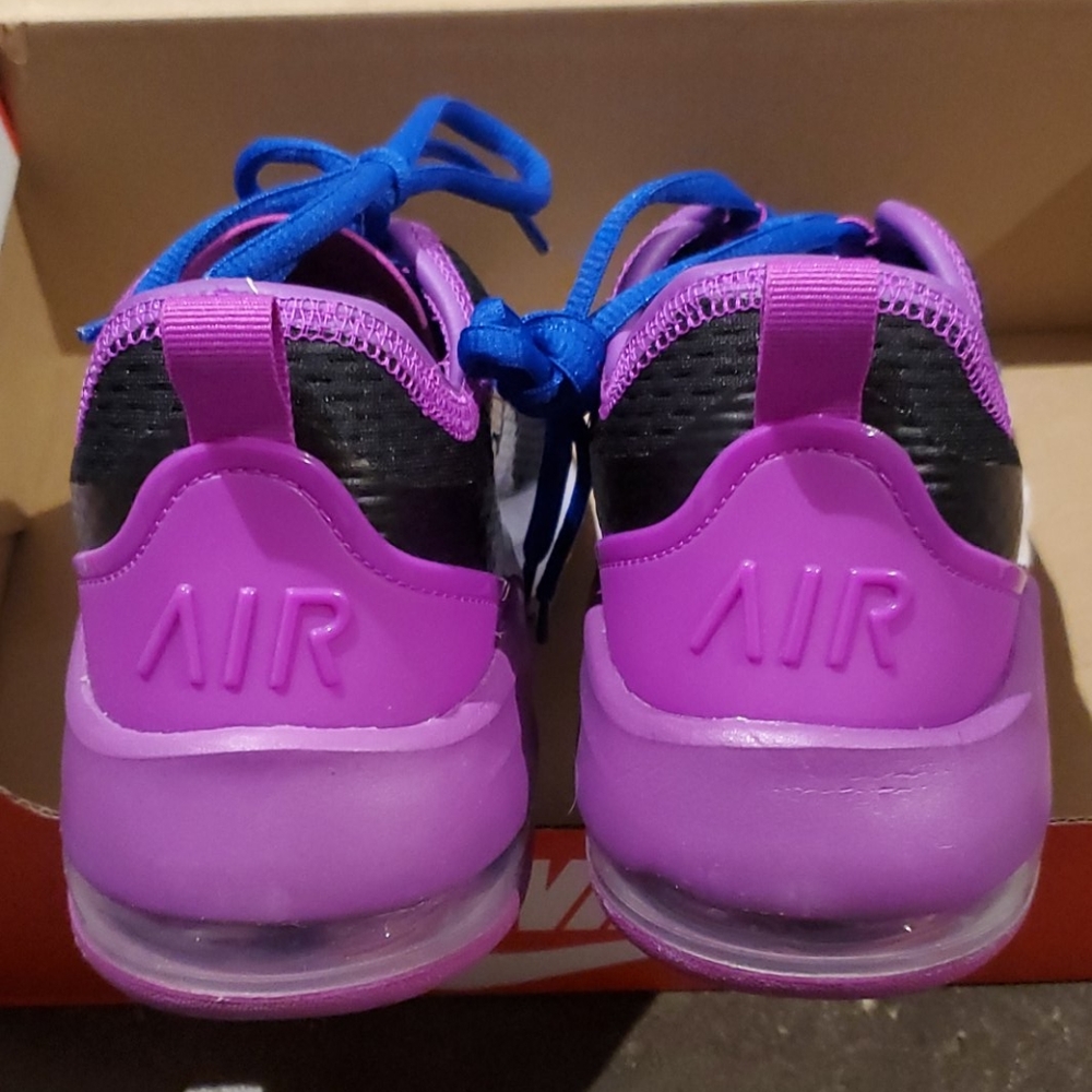 NIKE AIR MAX MOTION 2 ES1